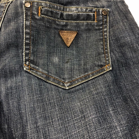 Guess Jean shorts Women’s Size 30 - Picture 2 of 9